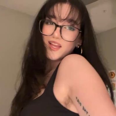 emmanicole_woz's profile picture. f*scist countries ban apps | lifestyle, concert, protest photographer | 🏳️‍🌈🏳️‍⚧️