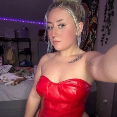 eliza31961's profile picture. 