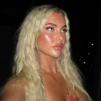 Brenda548035520's profile picture. 