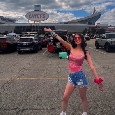 tayspetaquarius's profile picture. TN x 1 on old account!! Debut swiftie since 2006 | Eras Tour x 1 | Rep Tour x 2 | Speak Now Tour x 1