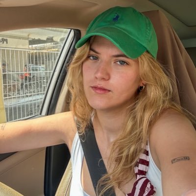 LitanL's profile picture. אני אלופת אירופה רוצה לצאת איתי עכשיו?