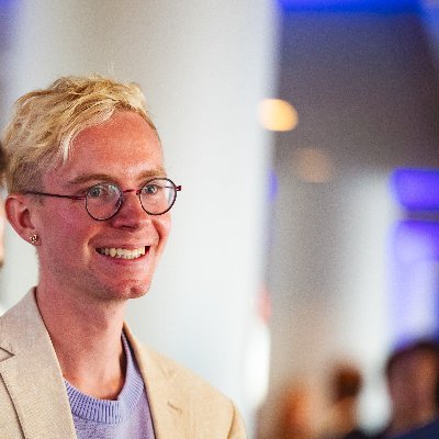 ky_lahucik's profile picture. reporting on the $, people & startups in biotech land @Endpts | klahucik@endpointsnews.com | askin Qs, joggin 26.2 | 🗞 📷 🌎 | XC + Track coach | 🏳️‍🌈