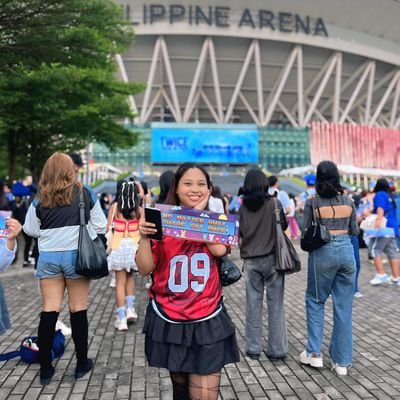 ChesMontefalco's profile picture. Rad♥️