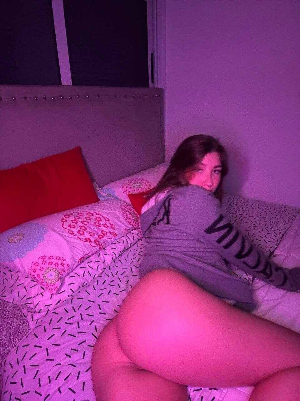 pqsjudith12625's profile picture. heyy 19 female - new alt
hoping to find friends /friends to connect with