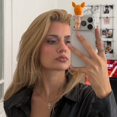 alyeskastroloji's profile picture. 