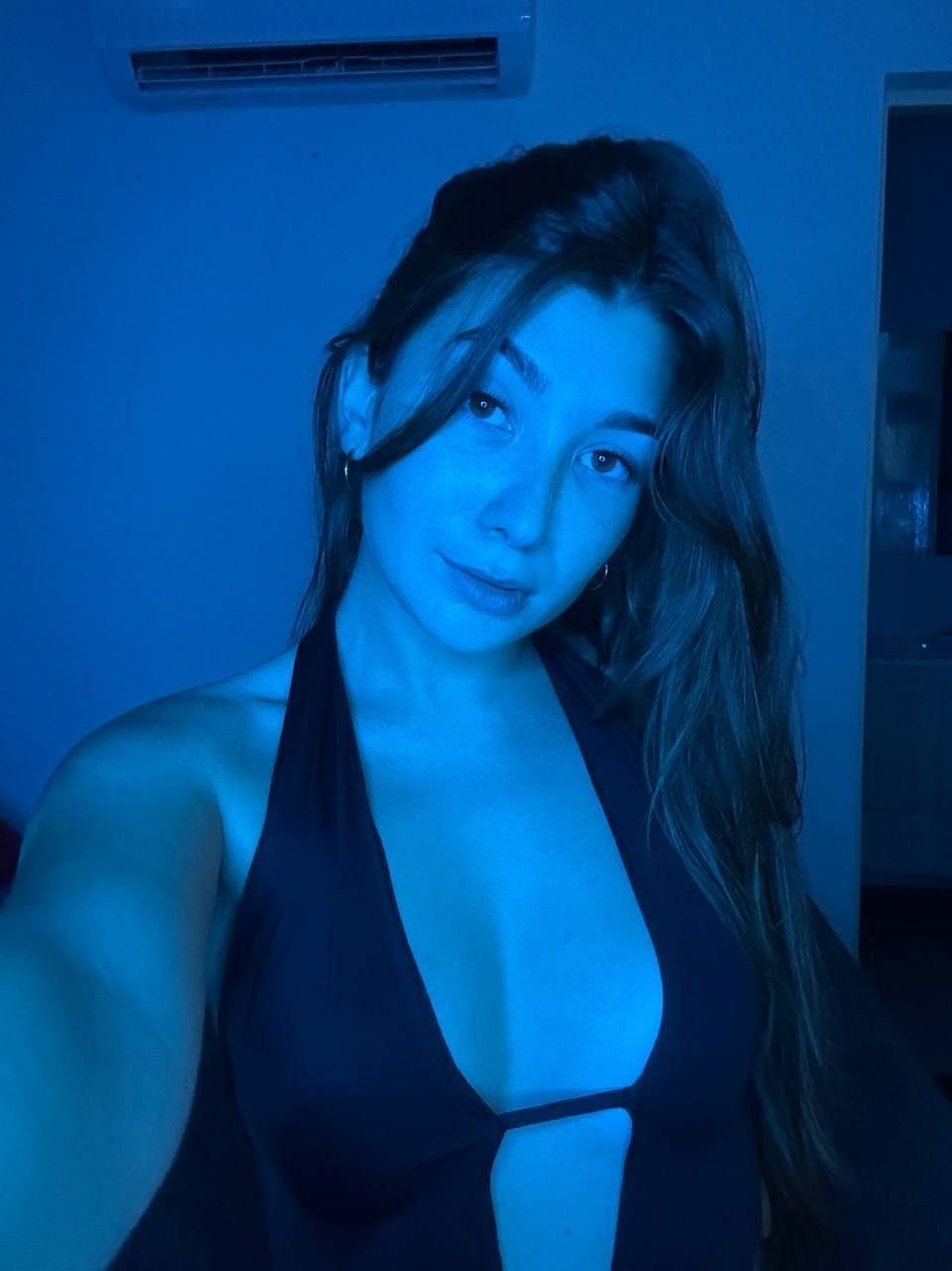 lsoftpitbull's profile picture. heyyy nineteen f - alt account
hoping to find moots /ppl to chat with