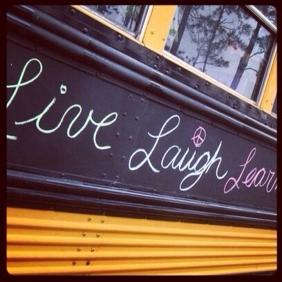 UnschoolBus's profile picture. 