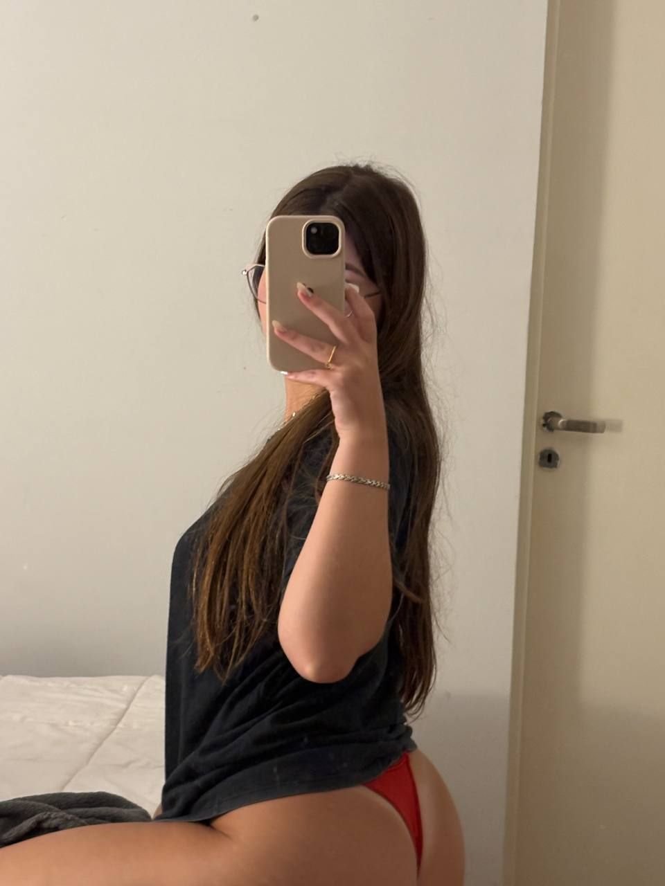 MacaraegO97589's profile picture. hihi nineteen f - new backup account
hoping to find cool people /ppl to chat with