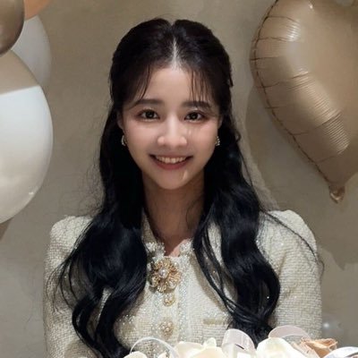 zorarara_0209's profile picture. 黑咖啡續命,敘事是生活。Scale FUN with B3 💙 | Believe in attention, design for meaning. ↓ INFJ 🧠 x Degen 社區鼓勵師 | prev Binance | Investor