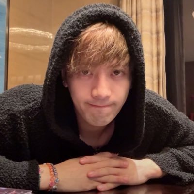 NeeNooch's profile picture. 💚👑🐢🍓 𝕁𝔸ℂ𝕂𝕊𝕆ℕ 𝕎𝔸ℕ𝔾 ⋆ ࣪. ˖ ࣪⭑ @JacksonWang852 #GOT7 🌴🐰🐢🍑🦦🐍🐜 #IGOT7 🐥💚 #นกน้อยของกัซเซบึน 🌨️❄️