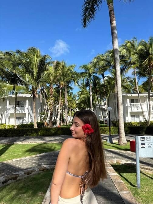 KylePintad13210's profile picture. heyyy 19 female - backup acc
looking for cool people /ppl to vibe with