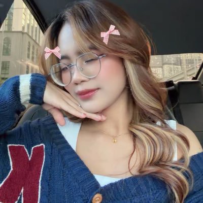 lailameera_'s profile picture. casein nitrate is my fav cat and nugget