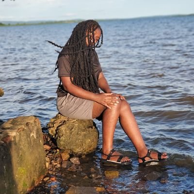 Hellena03402413's profile picture. My bio my life story 😃