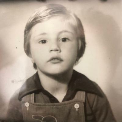 bastugm_7335's profile picture. Software developer, married.