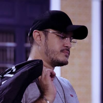 sandrotomas's profile picture. ✨️obrigado aos meus 86 ouvintes mensais no spotify! amo vocês 🫶
🎤 cantor em (des)ascensão