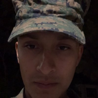 AvesJulian's profile picture. Real Estate & Muay Thai