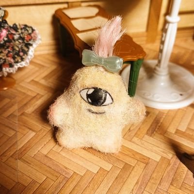 omeganebulam17's profile picture. 洋服の仕事してます、リメイクなど。
ドール服を作る過程をミニチュアで作ったYouTubeチャンネルをやってます。
可愛いものに目がないのでフォローしちゃいがちです。
◯仕立て屋メッシュチャンネル https://t.co/heMKZkY7GD