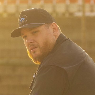 Lukecombsopvt's profile picture. 