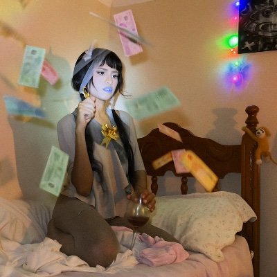 jvvllyy's profile picture. living inside someone’s screen