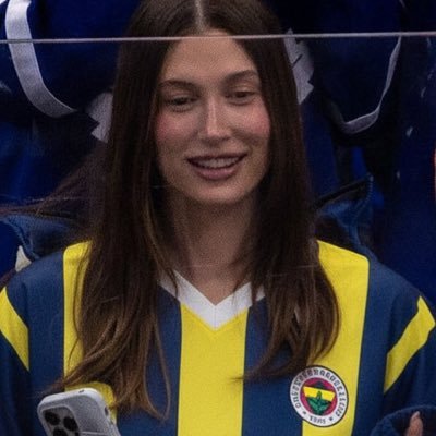 melslaa's profile picture. 1907