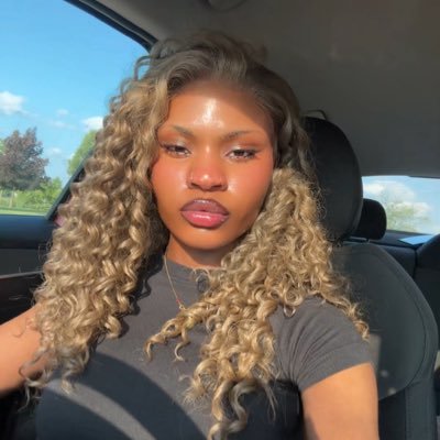 @Lo_babyyy_
