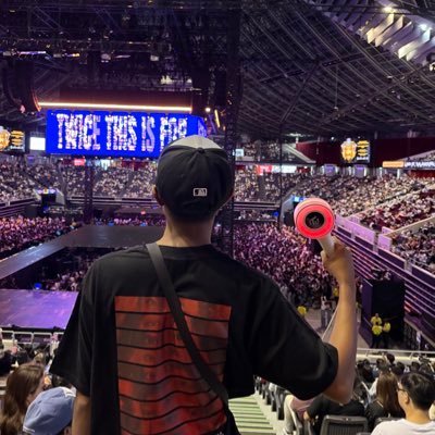 Fkhrhsni's profile picture. TEGAK LURUS BERSAMA TWICE
🐰🐶🐻🐹🦄🐧🐷🐯🦌