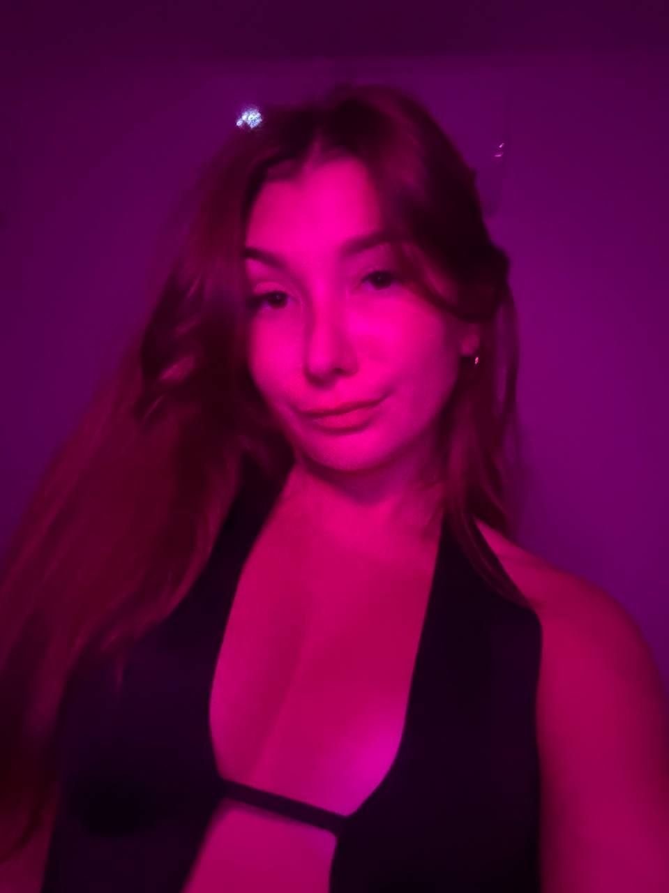 RZeches33022's profile picture. hiii 19f here - new backup
wanting to meet new moots /besties to talk to