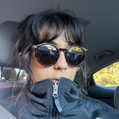 caarochinhaa's profile picture. big hot dog lover and jar jar fan 🤟😎