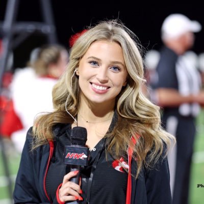 GollyMissMollyR's profile picture. Husker raised by an Alabama & an Auburn fan • @WJOX945 @3ManFront • @HuskyFastNet Sideline Reporter • @HuskersRadio & @HuskerSpirit alum