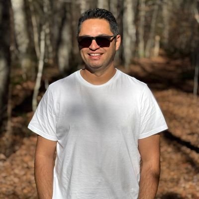 codewithkeys's profile picture. 🏴‍☠️Frontend Developer at | 🇨🇦 @torontoJS Youtube Team Lead |Founder