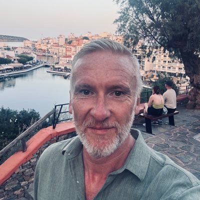 andyneilX's profile picture. 