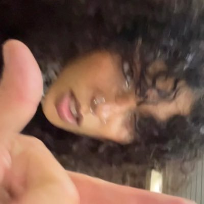 violetsrrengail's profile picture. books but mostly fw ⋆༺𓆩𓆪༻⋆