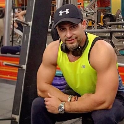 horvath_pa7971's profile picture. „Na to, aby ste boli lekárom, nemusíte byť geniálny. Musíte byť pracovitý a mať dobrý charakter.“