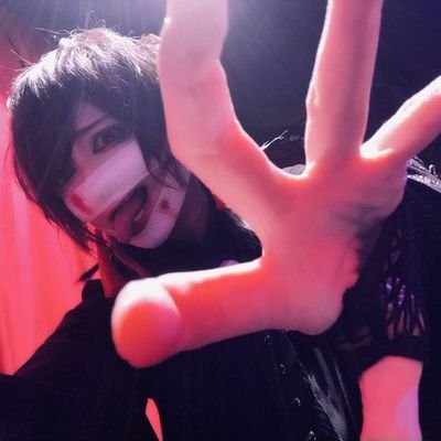 pjsgray's profile picture. ”drink for me and live forever” https://t.co/wvJapKYTjy