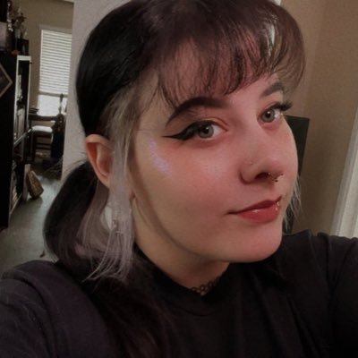 s1mp4ghostface's profile picture. pure of heart, dumb of ass. 🖤 live, laugh, lobotomy 🖤    | ☼ Aries | ☽ Gemini | ↑ Scorpio | 26 (she/her) |