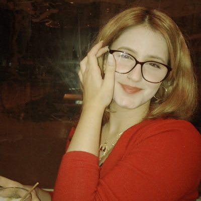 ruveydayd's profile picture. kıyıya vuran dalgalar gibi her şey geçici