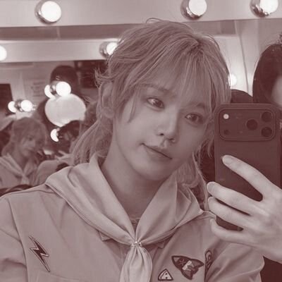 gilgunsz's profile picture. ˗ˏˋ ★ ˎˊ˗ 두 눈에 비친 아홉 빛깔 ⋆.ೃ࿔.𖥔 ݁ ˖*:･༄ @ahof_official
⋆｡ﾟ☁︎｡⋆ Love! Love! 君が大好きᥫ᭡·⁀ ༄.° @UNIS_offcl