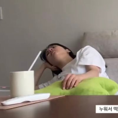 610tian's profile picture. wake me up when wjsn comes back