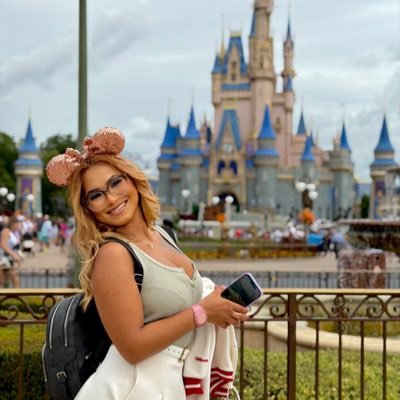 tbarbosaof's profile picture. ✨Em tudo daí graças ao Senhor