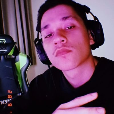 leviat4nGg's profile picture. 