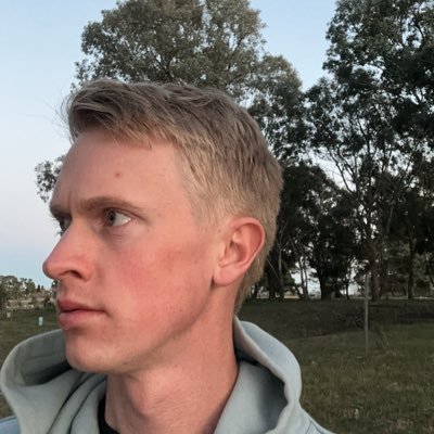 JakubManuka's profile picture.