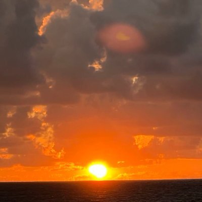 AblumF73898's profile picture. 