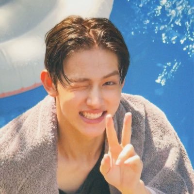 TongTongggs's profile picture. fan acc @ min9yu ⋆. 𐙚 ˚ 🏃🪽/ /@ seventeen ⋆˚࿔ 💬🤍 ㅤㅤ ㅤ☆ ★ #성현 🦊 #건호 🐶 ( 09z ) @ c o r t i s 👖🎱 Z z z . — #totongsocryy #totongartwork