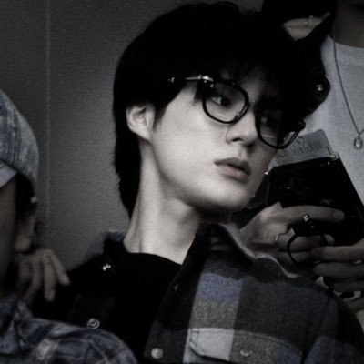 goodmornor's profile picture. babe @3JASXFEI 🌻