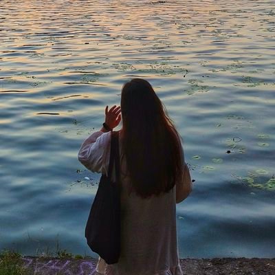 aneekarma's profile picture. Trust the process! 
#Limnophile 🌊🍉