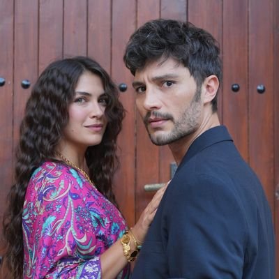 CarolAlecrim3's profile picture. vivendo no mundo das Dizi turcas  , viciada em doramas 🫰
  deniz can •Miray daner 

HALZEY 🥀   yilser ❤️‍🔥
/ DENMIR🌷

YILDIZ ❤️ SERHAT