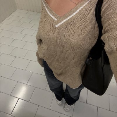 lishk02's profile picture. nostalgic mf