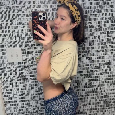 Amelia17331172's profile picture. 