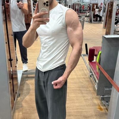 sam_99199's profile picture. نثق في ولاة الأمر وحكمتهم.
🇴🇲🇦🇪🇸🇦🇶🇦🇰🇼🇧🇭