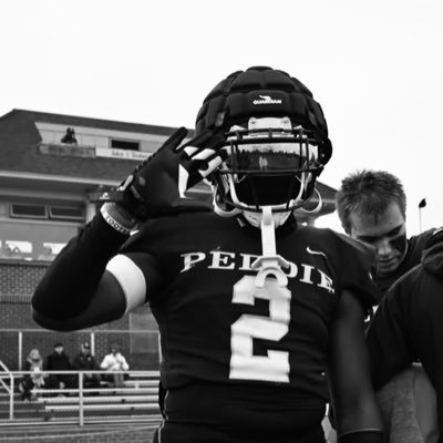 huling_kadin's profile picture. RB/LB | Peddie 27’ | 6’0| 210| Broad: 9’11| Vert: 34’5| TBJ: 31| 4.7 40| 4.3 5-10-5| 11 in ✋HC - @Coach_Fab